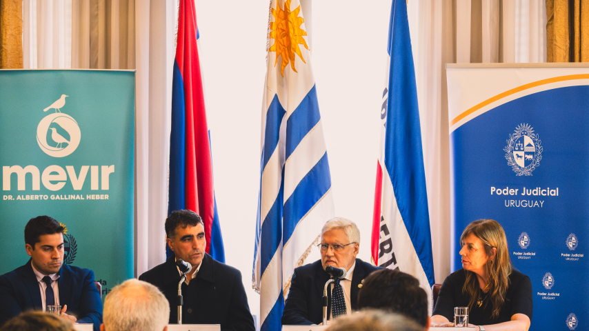 Autoridades SCJ y MEVIR